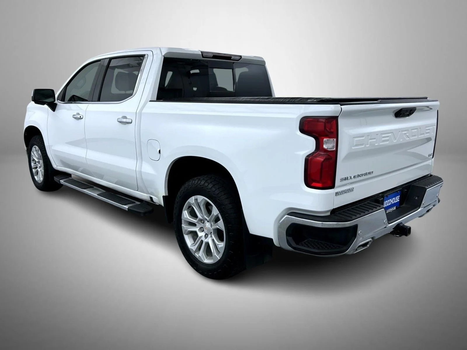 Used 2023 White Chevrolet LTZ image 7