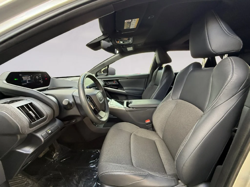 Used 2023 Silver Toyota XLE image 10