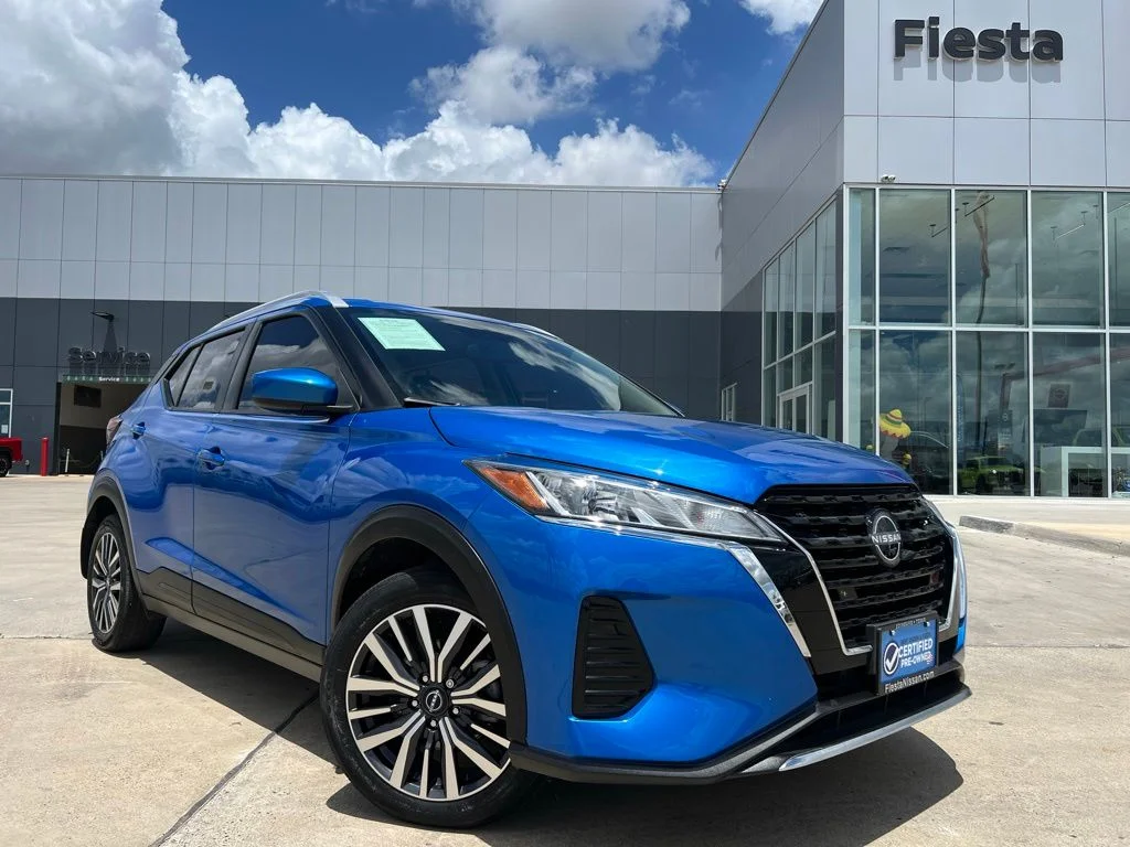 Used 2023 Blue Nissan SV image 1