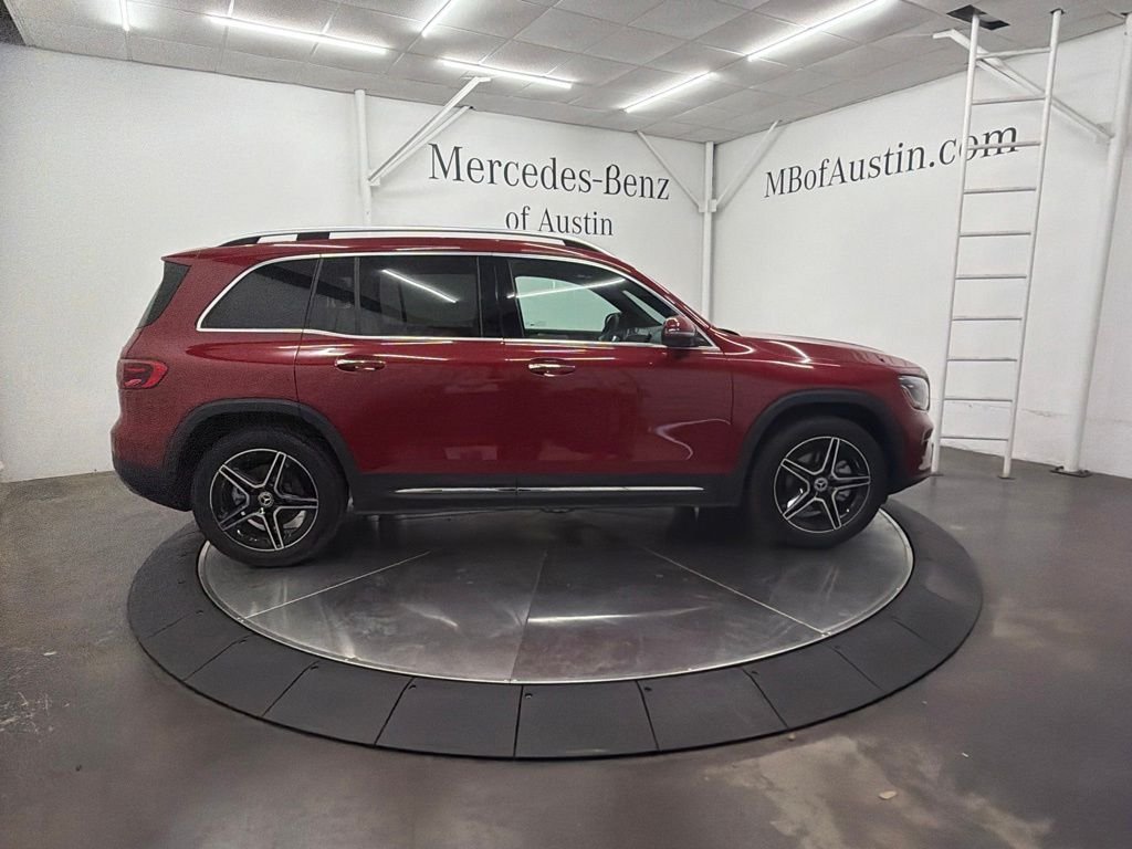 New 2026 MANUFAKTUR Patagonia Red Metallic Mercedes-Benz GLB 250 image 8