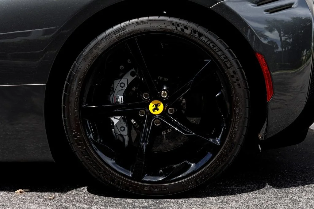 Used 2024 Grigio Silverstone Ferrari  image 37