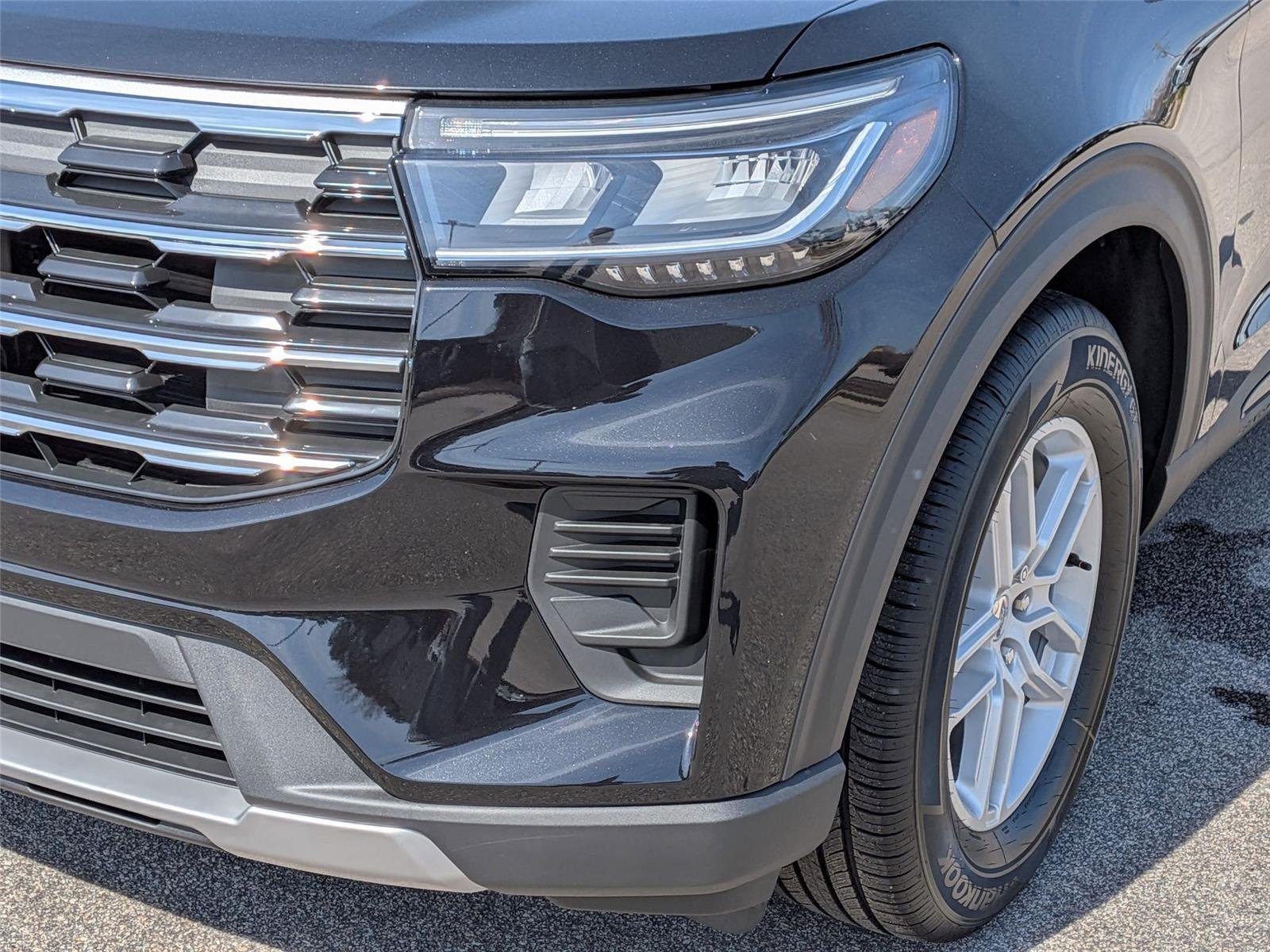 New 2026 Agate Black Metallic Ford Active image 14