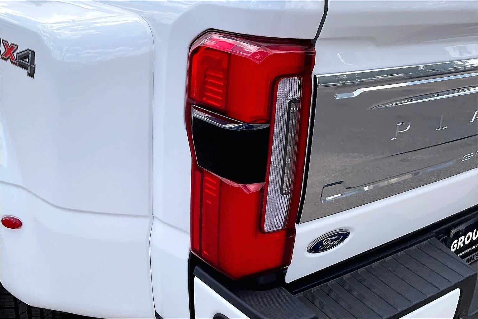 New 2026 Star White Metallic Tri-Coat Ford F-350® Platinum® image 14