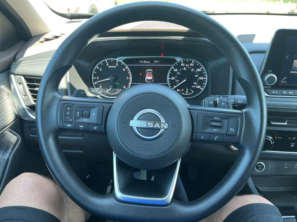 Used 2023 Gray Nissan S image 21