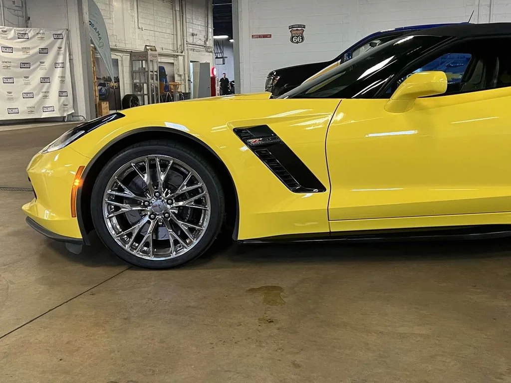 Used 2017 CORVETTE RACING YELLOW TINTCOAT Chevrolet Z06 2LZ image 10