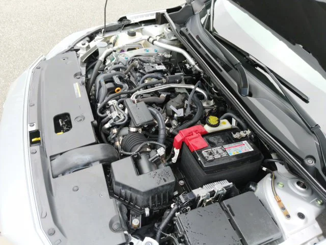 Used 2020 Silver Nissan SV image 12