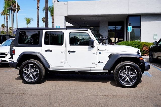 New 2025 Bright White Clear-Coat Exterior Paint Jeep Sport S 4xe image 7