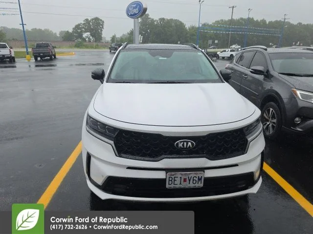 Used 2021 Glacial White Pearl Kia SX-Prestige image 6