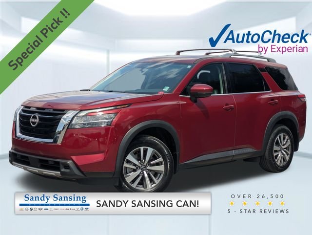 2023 Nissan Pathfinder SL 4WD's photo