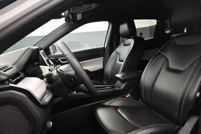 2025 Jeep Compass Limited - Photo 8