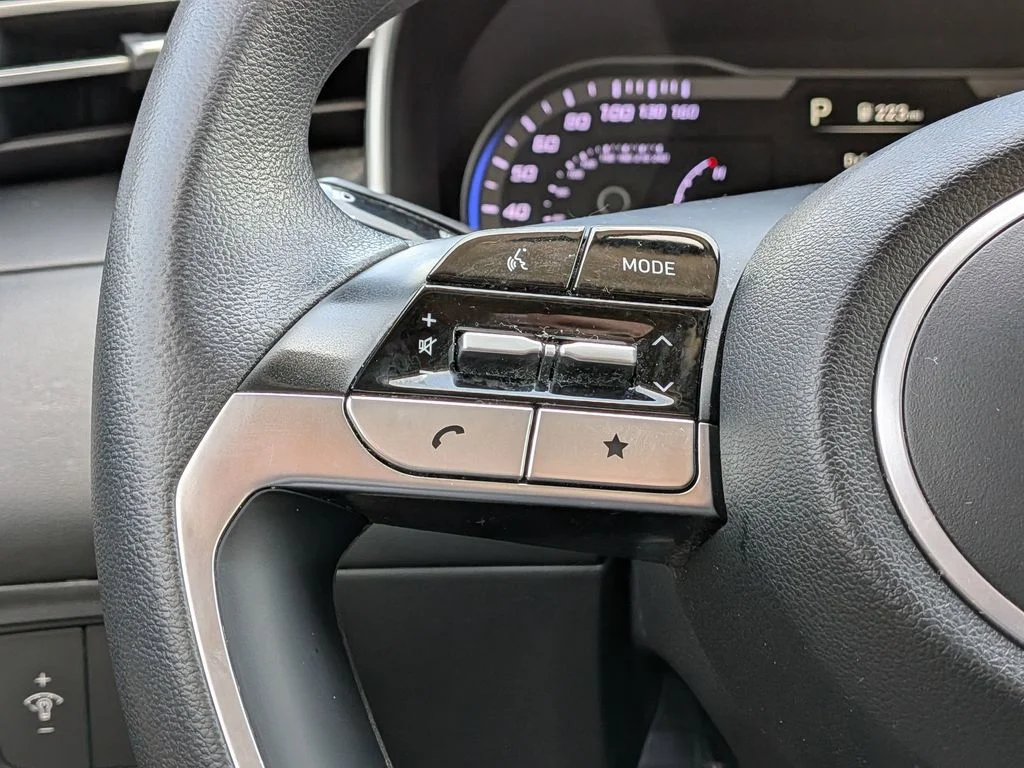 Used 2022 Gray Hyundai SEL image 15