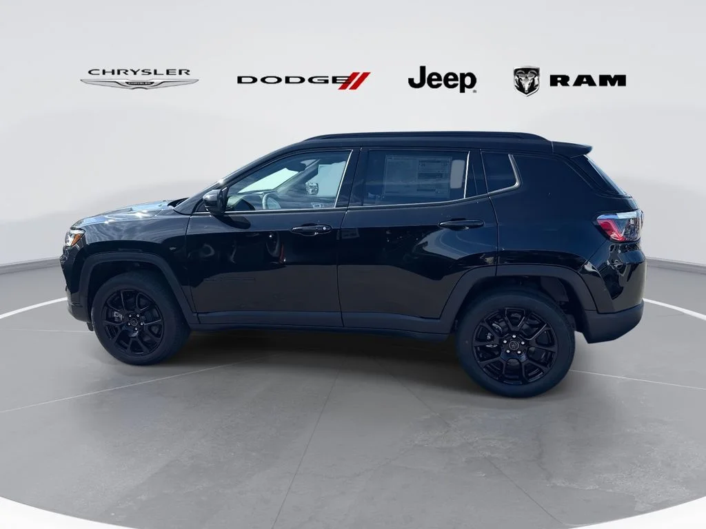 New 2026 Black Jeep Latitude image 4