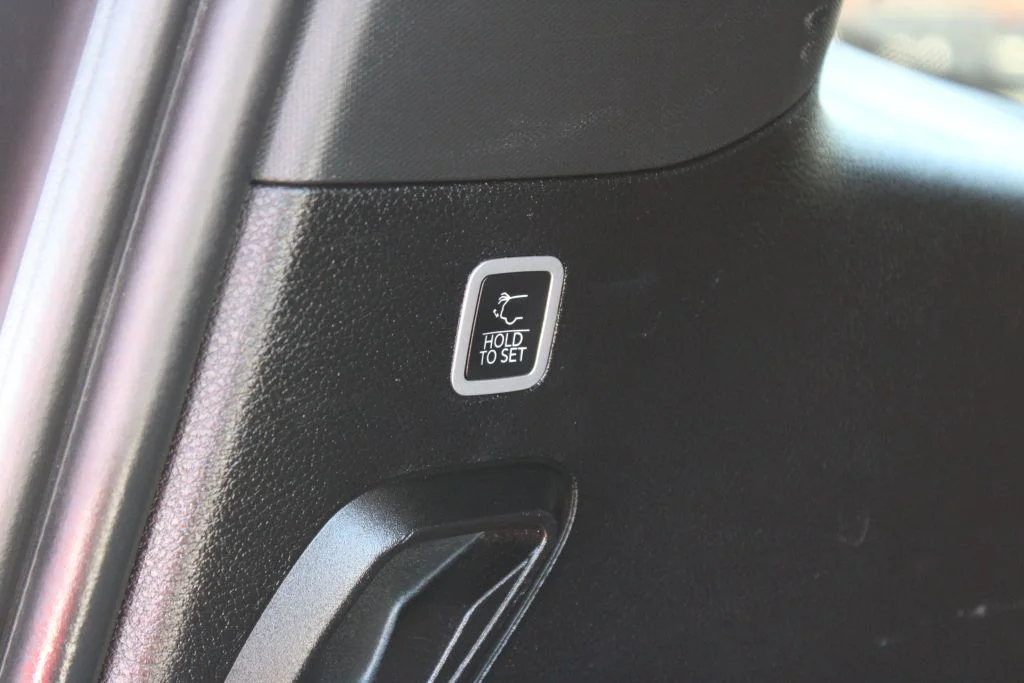 Used 2024 Black Jeep Series II image 9