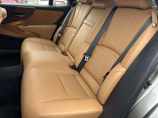 2023 Lexus LS Base - Photo 22