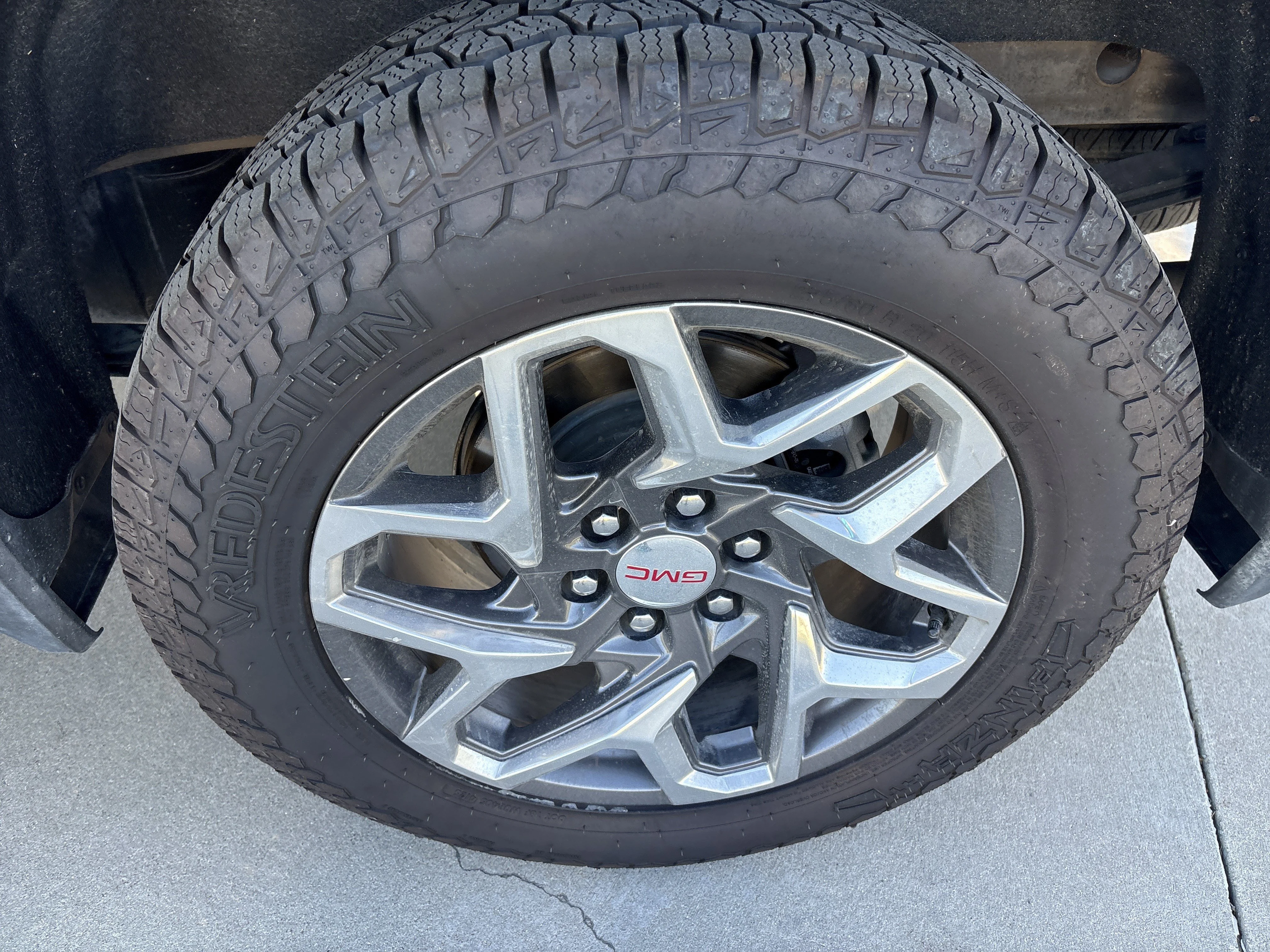2022 GMC Sierra 1500 SLT - Photo 10