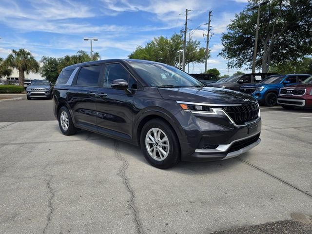 Used 2024  Kia LX image 2