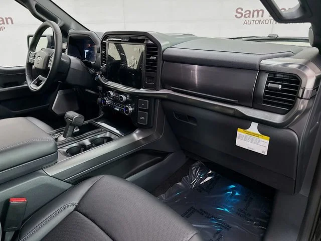 New 2026 Agate Black Metallic Ford Lariat® image 30