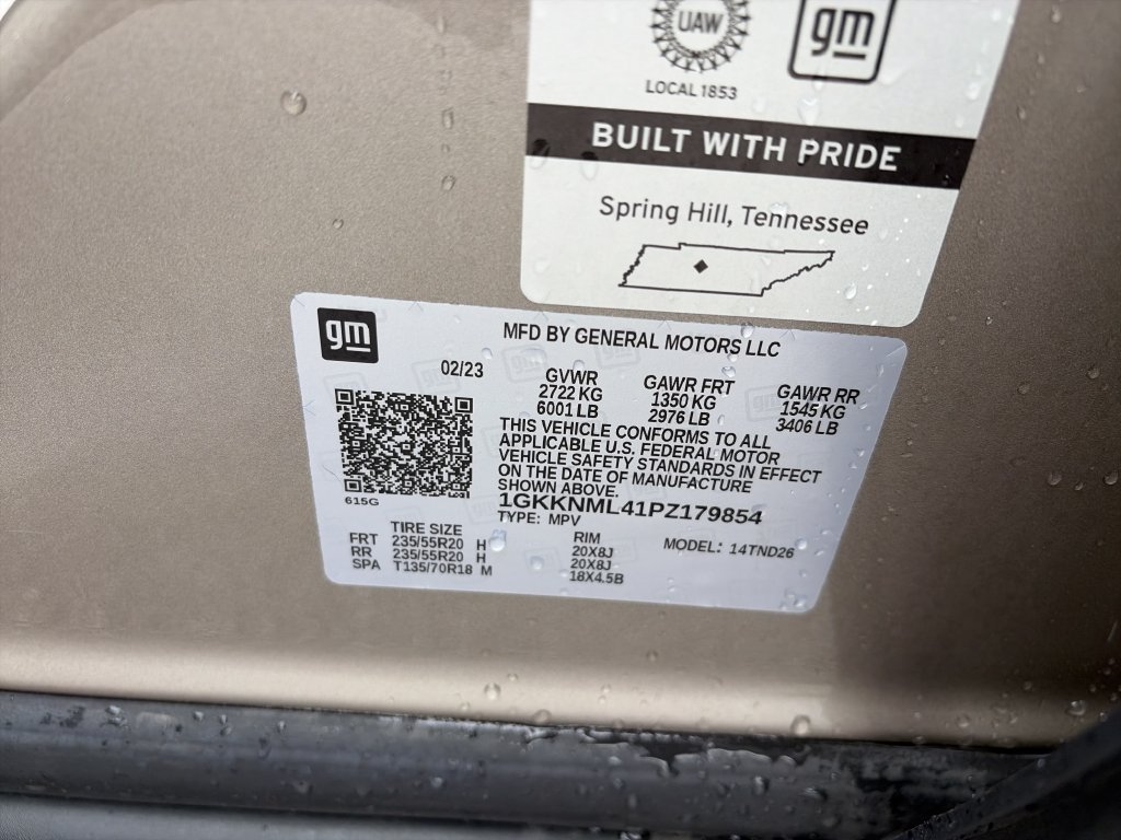 Certified Used 2023 Light Stone Metallic GMC SLT image 40