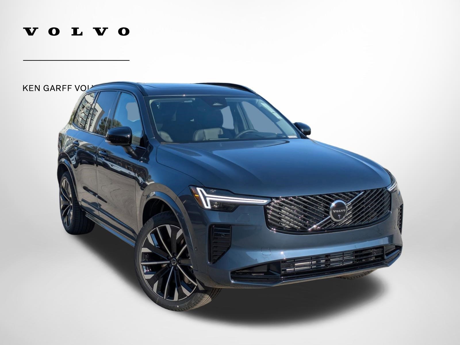 2026 Volvo XC90 T8 Recharge Ultra Dark 4WD's photo
