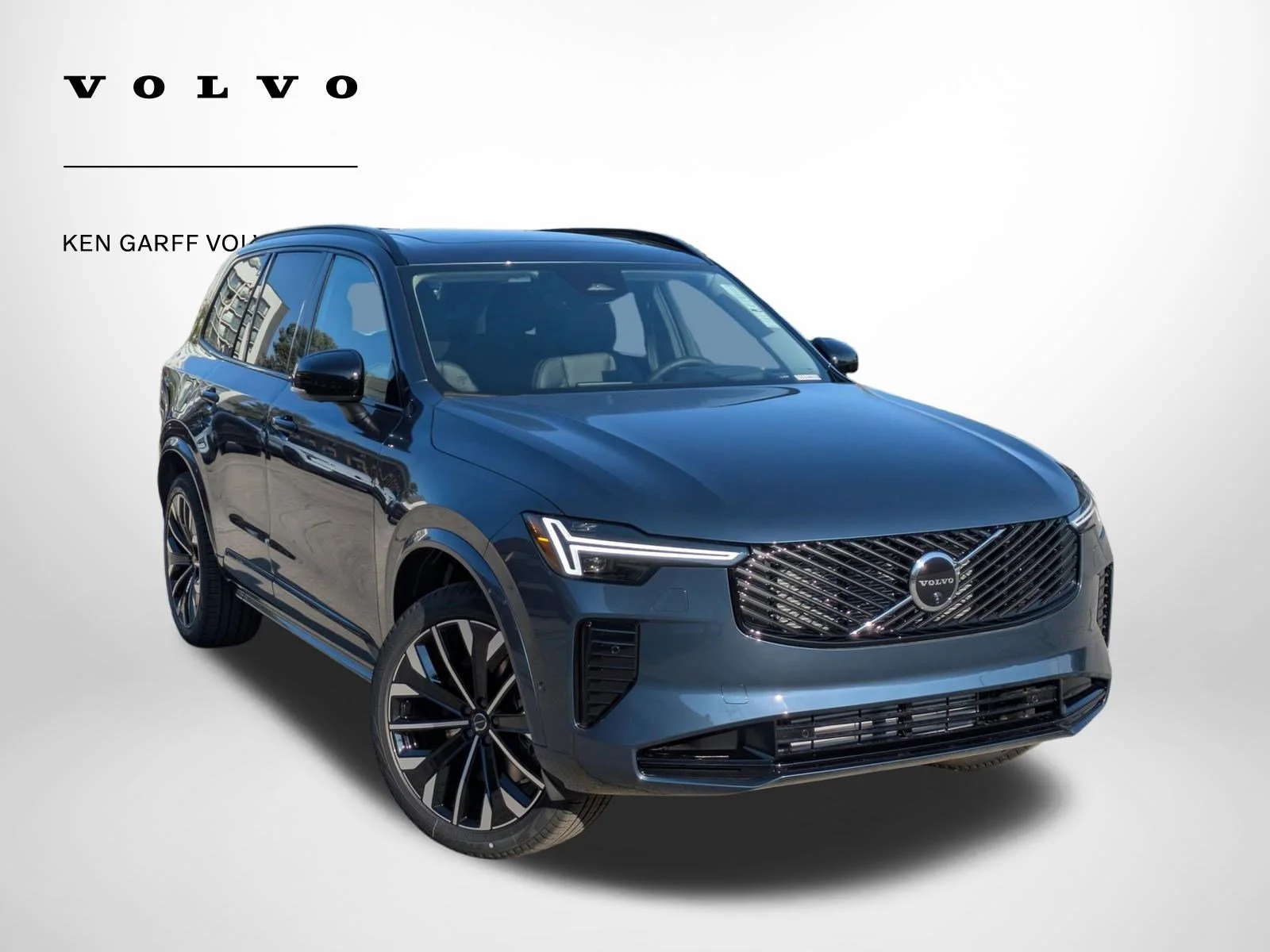 2026 Volvo XC90 T8 Recharge Ultra Dark 4WD's photo