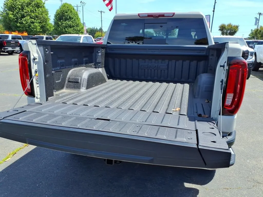 2026 GMC Sierra 1500 AT4X - Photo 27