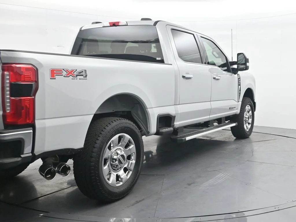 New 2026 Avalanche Ford F-250® Lariat® image 7