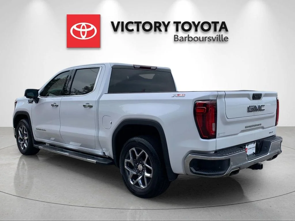 Used 2023 White GMC SLT image 3
