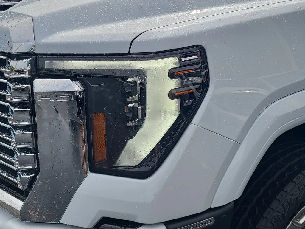 New 2026 Glacier White Tricoat GMC Denali image 25