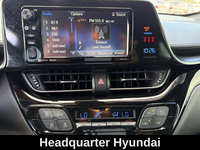 Used 2018 Silver Toyota XLE image 24