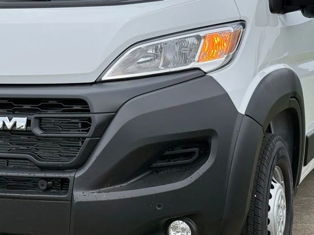 New 2026 Bright White Clear-Coat Exterior Paint RAM High Roof image 11