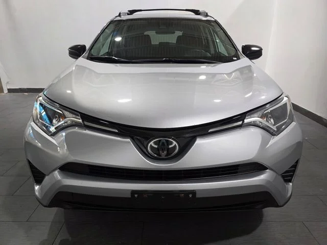 Used 2017 Silver Toyota LE image 8