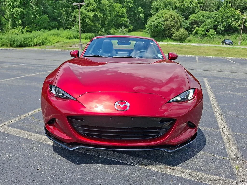 2025 Mazda MX-5 Miata RF Grand Touring - Photo 2