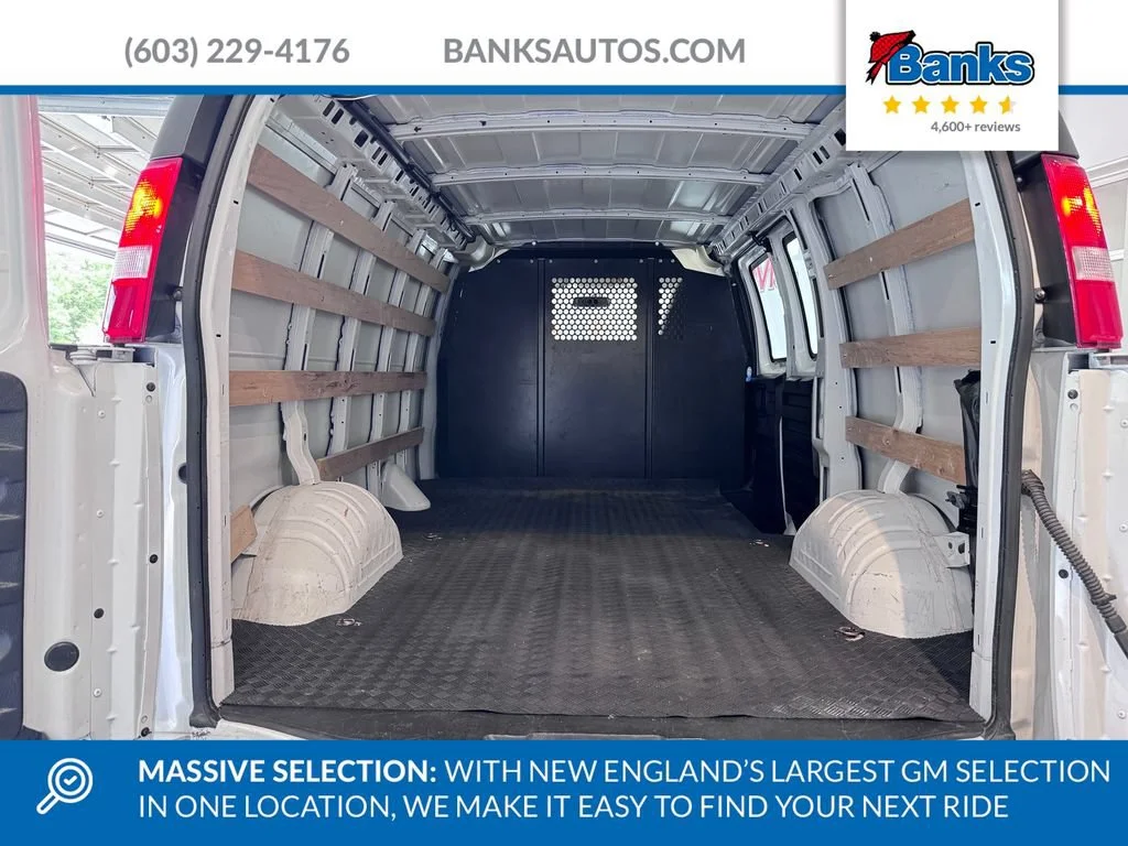 2024 Chevrolet Express Cargo Work Van - Photo 7