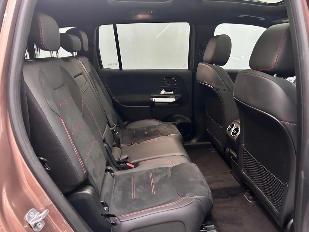 Used 2023 Gold Mercedes-Benz 300 image 15
