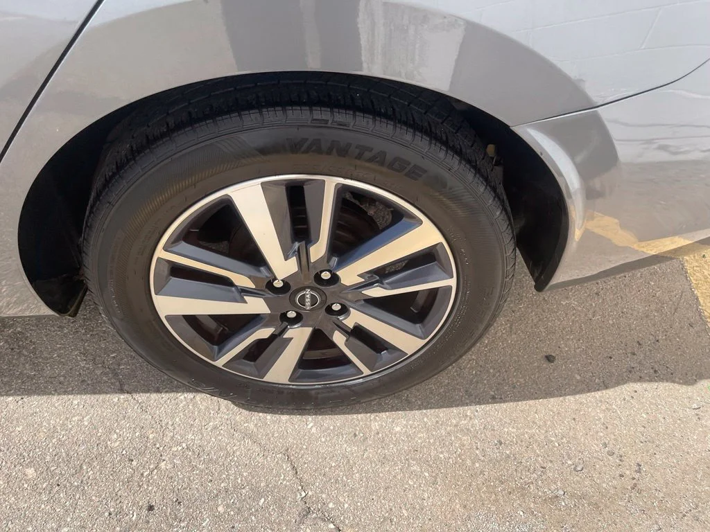 Used 2023 Gray Nissan SV image 35