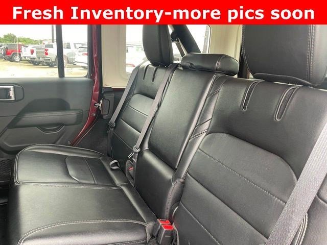 Used 2022 Snazzberry Pearlcoat Jeep Unlimited Sahara image 5