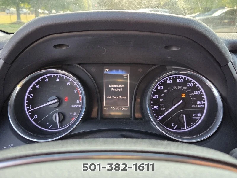 Used 2019 Midnight Black Metallic TOYOTA SE AUTO image 26