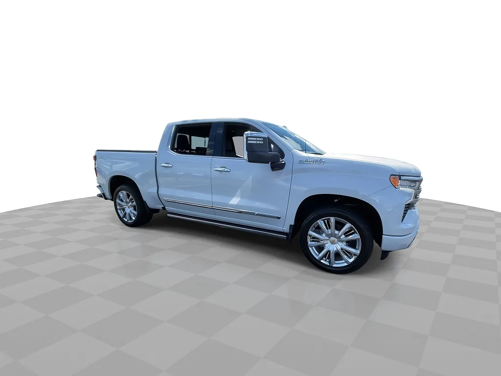 Used 2026 Polar White Tricoat Chevrolet High Country image 3