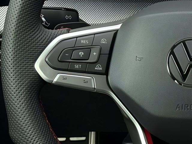 2026 Volkswagen Golf GTI SE - Photo 16