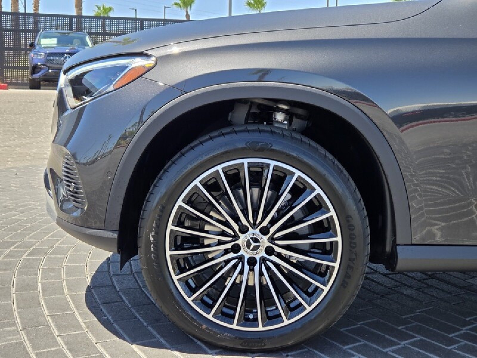 New 2026 Graphite Grey Metallic Mercedes-Benz GLC 300 SUV image 10