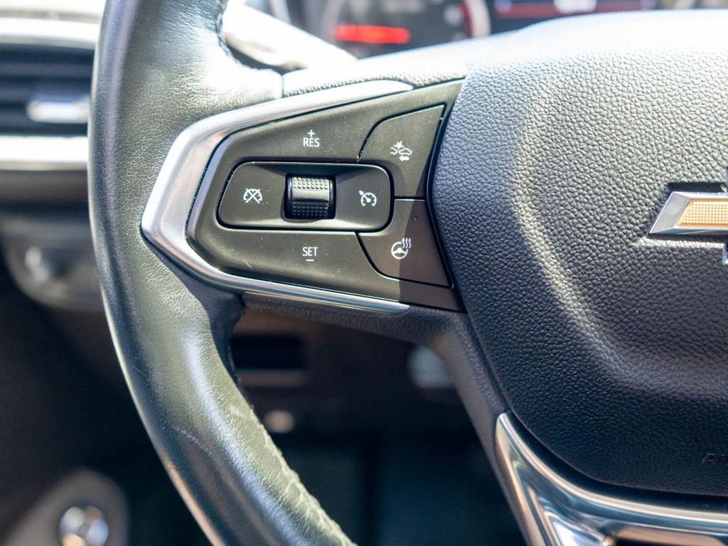 Used 2022 Gray Chevrolet LT image 20