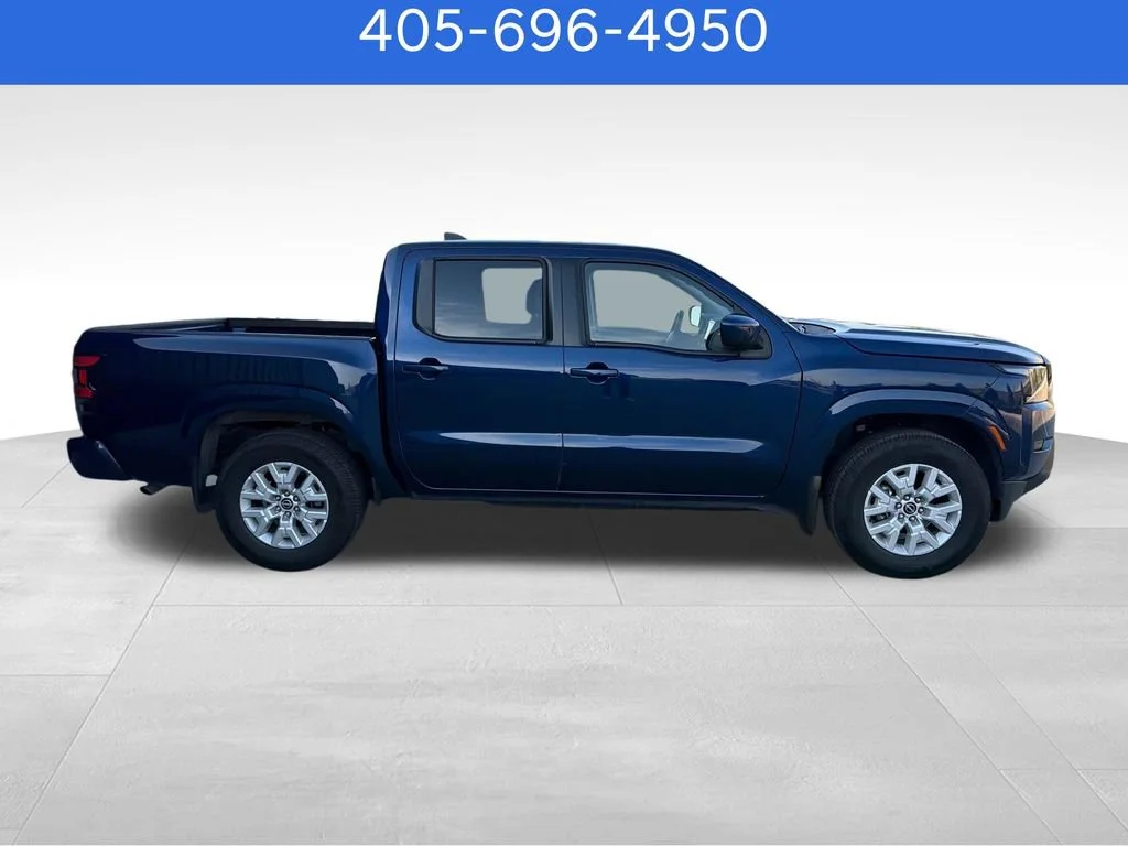 Pre-Owned 2022 Nissan Frontier SV