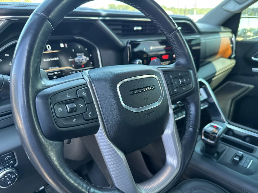 Used 2022 Quicksilver Metallic GMC Denali image 17