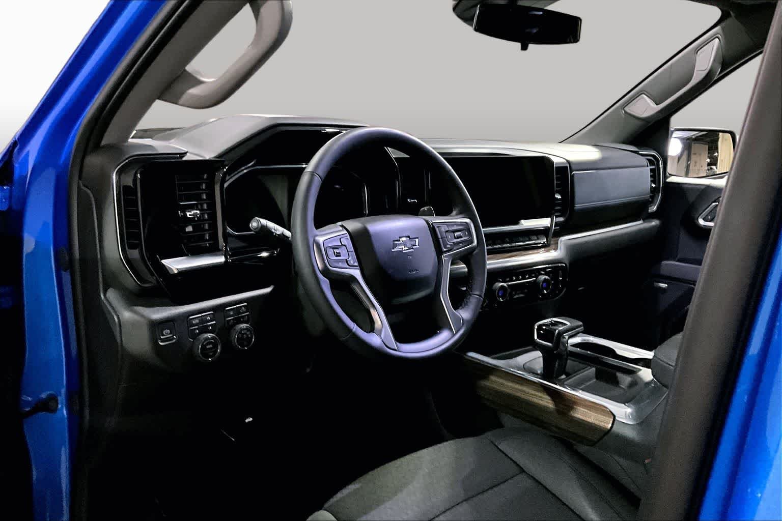 Used 2026 Riptide Blue Metallic Chevrolet LT Trail Boss image 24