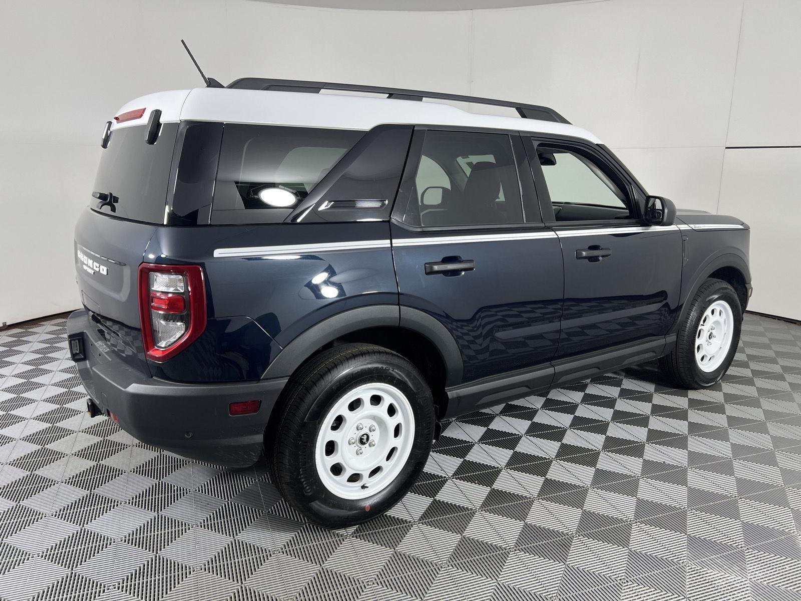 Used 2023 Alto Blue Metallic Tinted Clearcoat Ford Heritage image 10