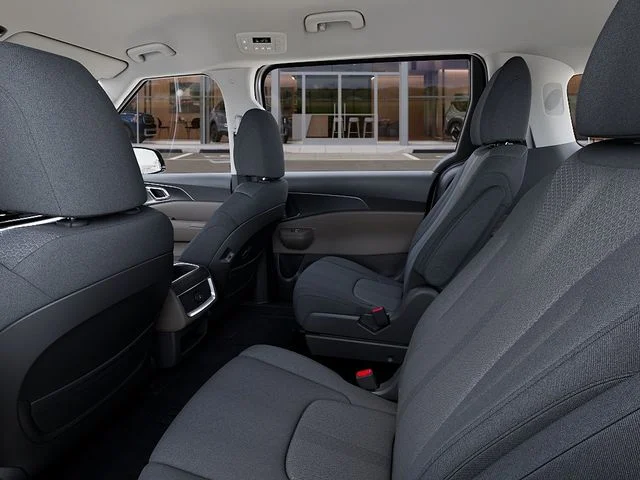 New 2027 Ceramic Silver Kia LX image 19