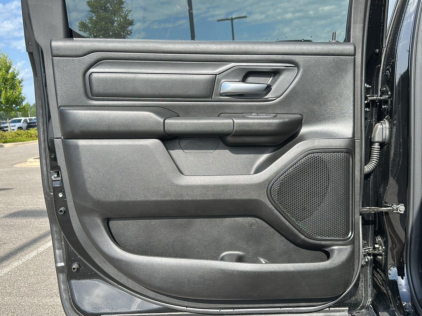 2026 RAM 1500 Express - Photo 27