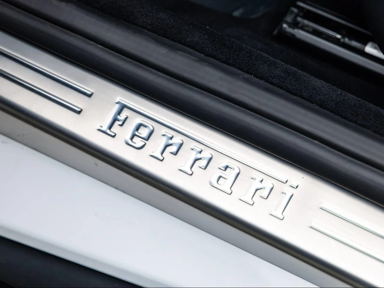 Used 2023 Bianco Cervino Ferrari M image 35