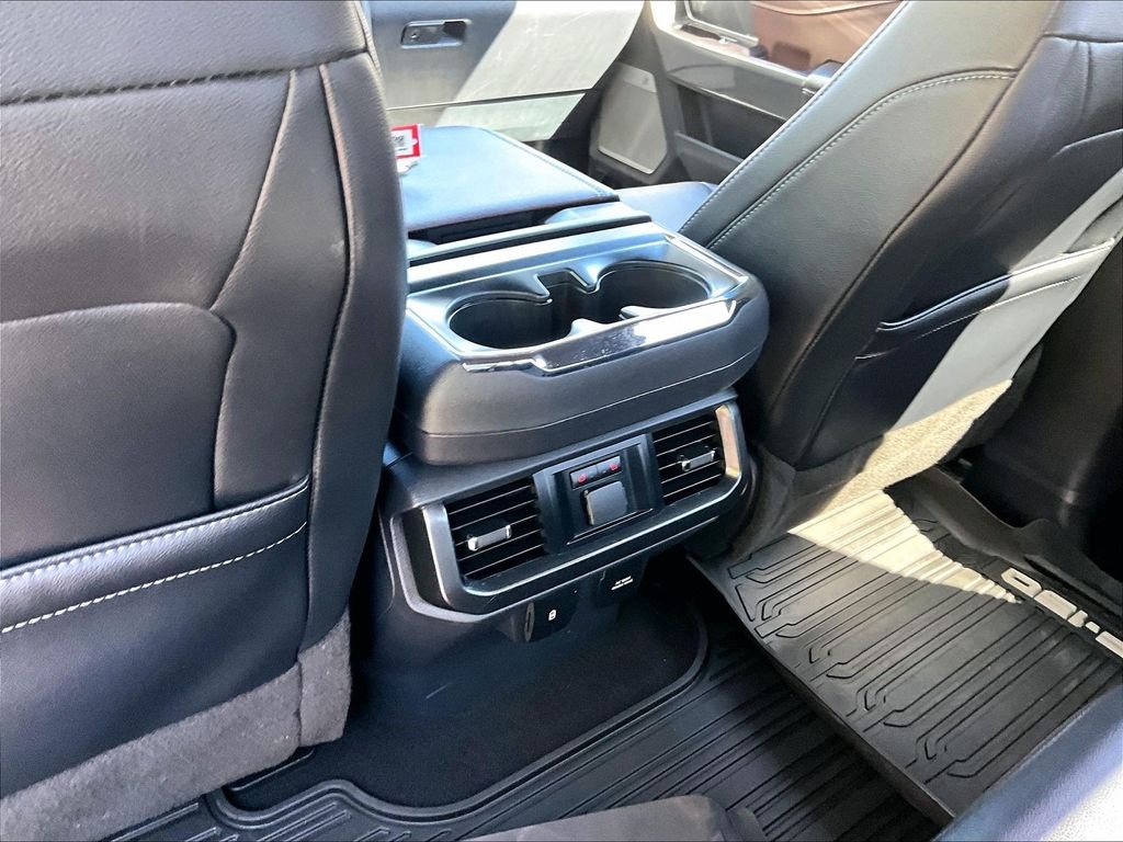 Used 2023 Black Ford Lariat image 28