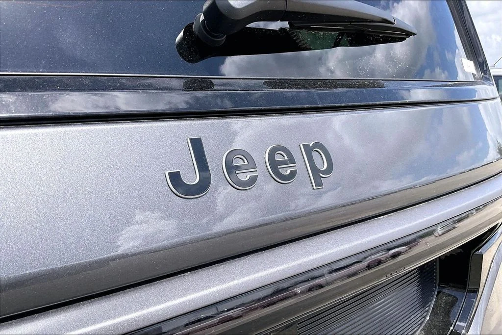 New 2026 Jeep Grand Wagoneer Upland 4D Sport Utility